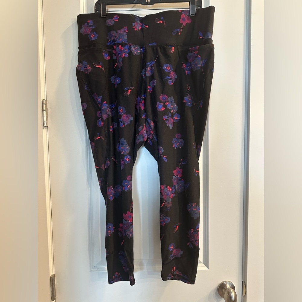 Floral Wicking 7/8 Legging